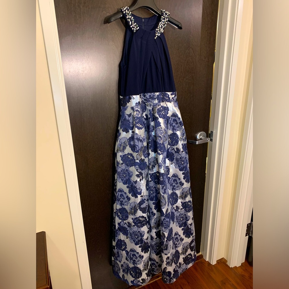Like New Eliza J Fit and Flare Formal Gown Size 8
